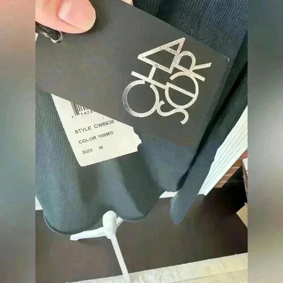 NWT Chaser Ribbed Ling Sleeve Drawstring Top ~ Dark Green ~ Medium - Picture 7 of 9